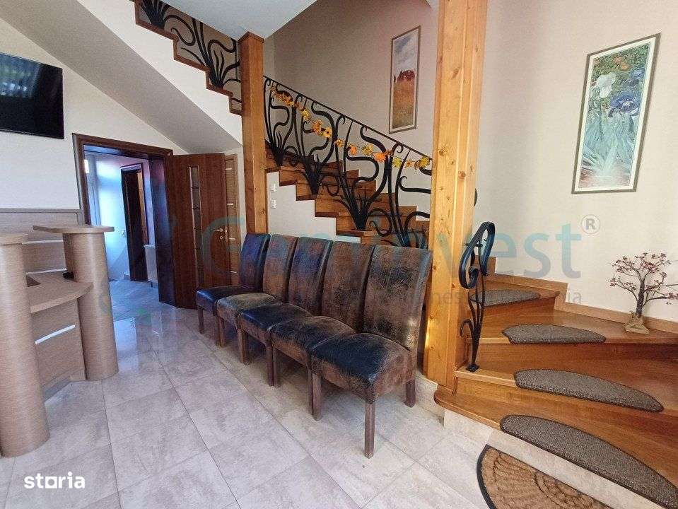 Centru medical pentru clinica, ambulatoriu de vanzare, Oradea V3384 - Imagine principală: 1/12