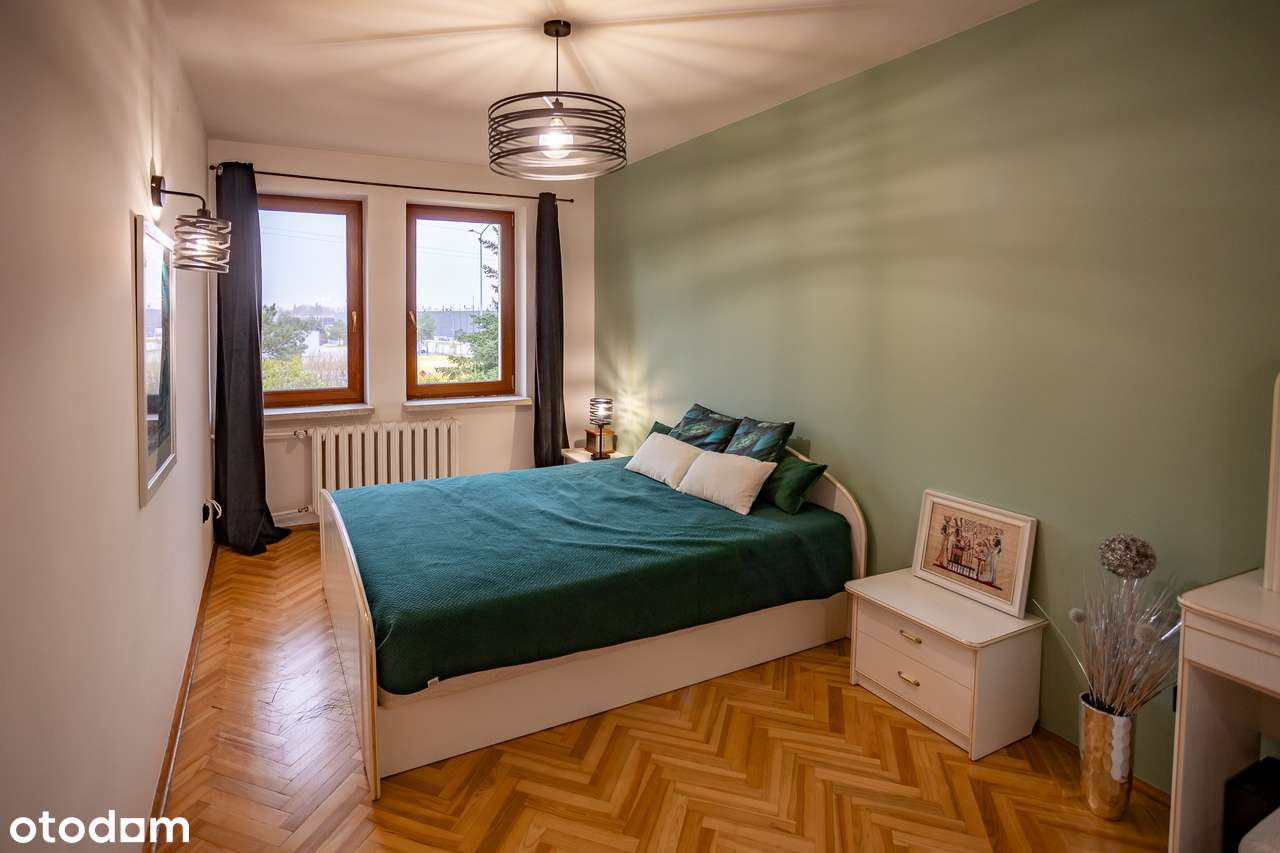 BLIŹNIAK Z PIĘKNĄ OKOLICĄ, WYPOSAŻENIEM I DUŻYM POTENCJAŁEM !-7