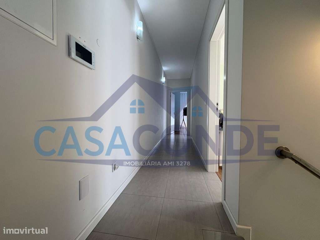 Moradia T3 Geminada com Excelentes Áreas - Quinta do Conde-9