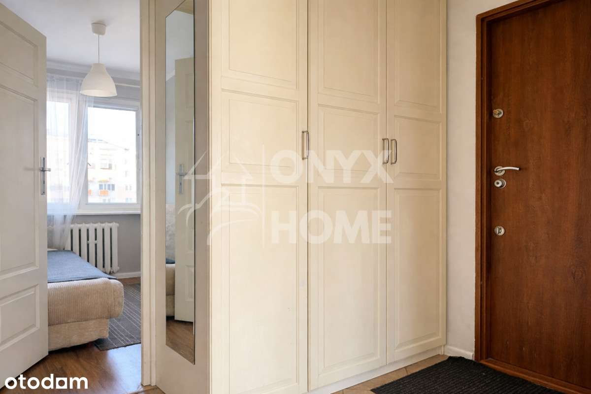 Gdynia Obłuże, 3 pokojowe, 8 piętro wieżowca-1