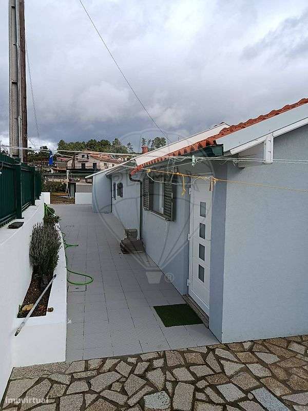 Moradia T2 para venda - Grande imagem: 2/15