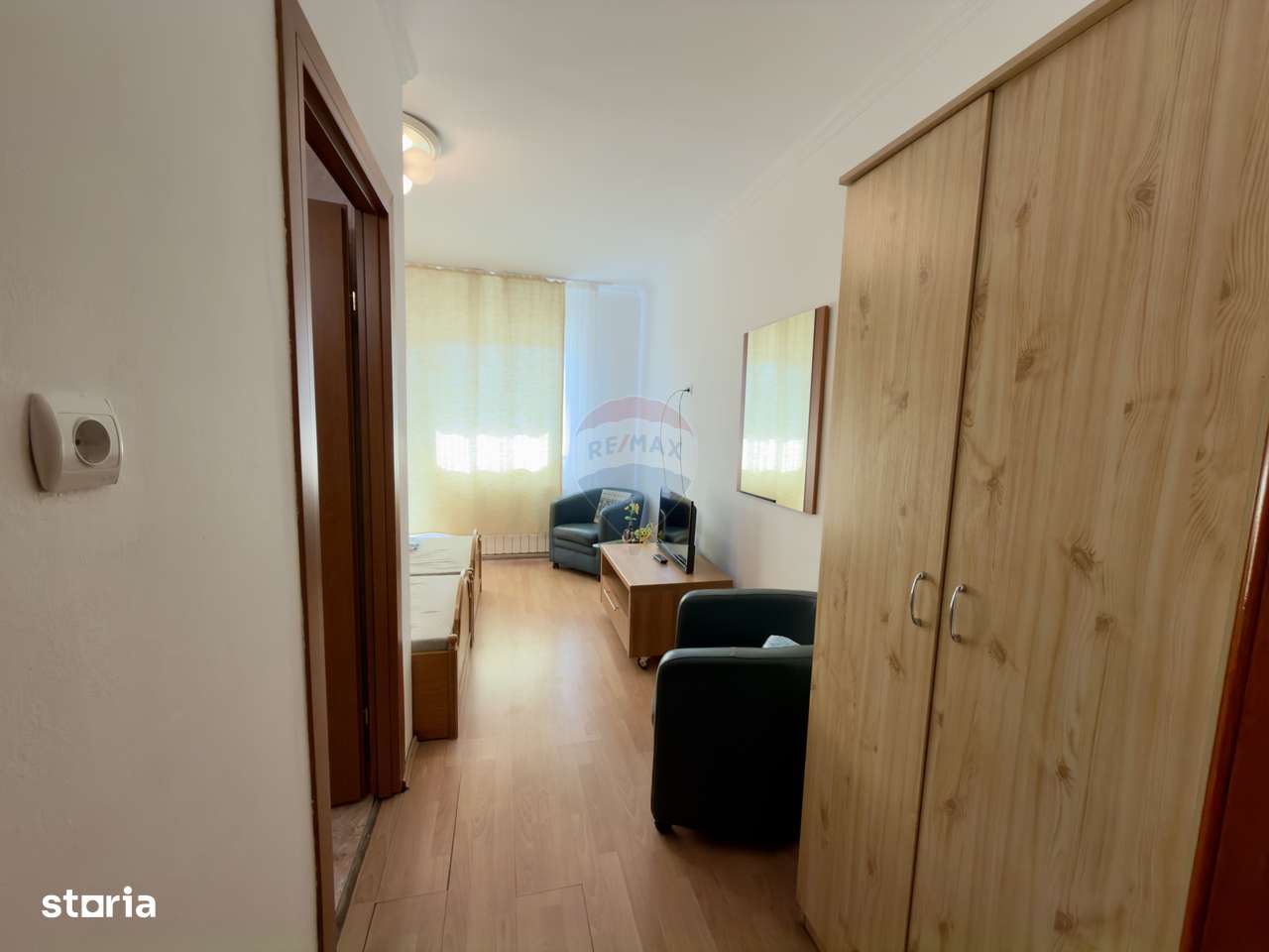 Casă / Vilă 8 camare cartier Beverly Hills Sanmartin-14