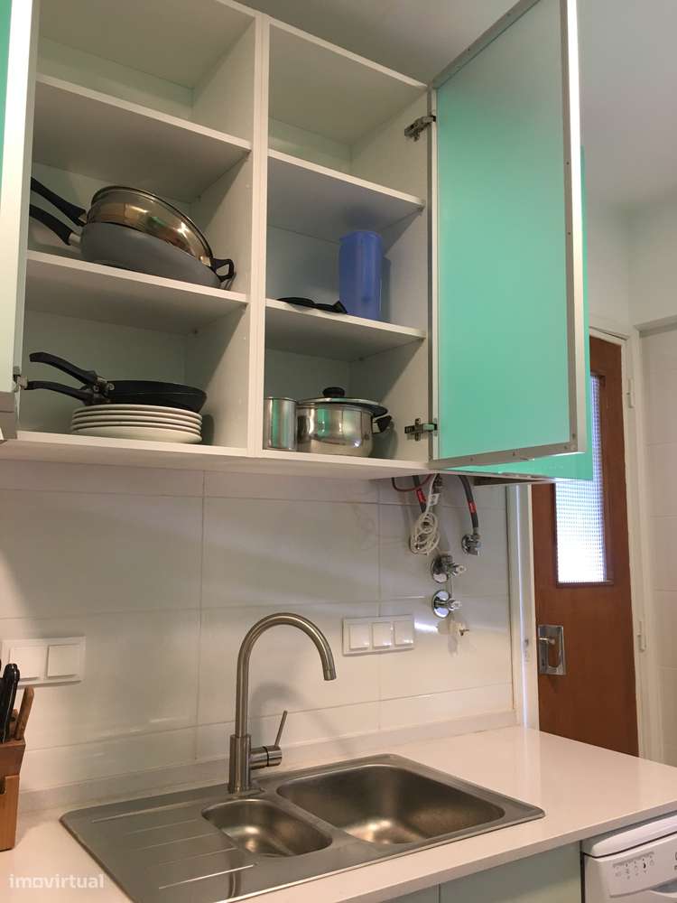 T3+1 com renovação recente e completamente equipado e mobilado - Grande imagem: 2/20