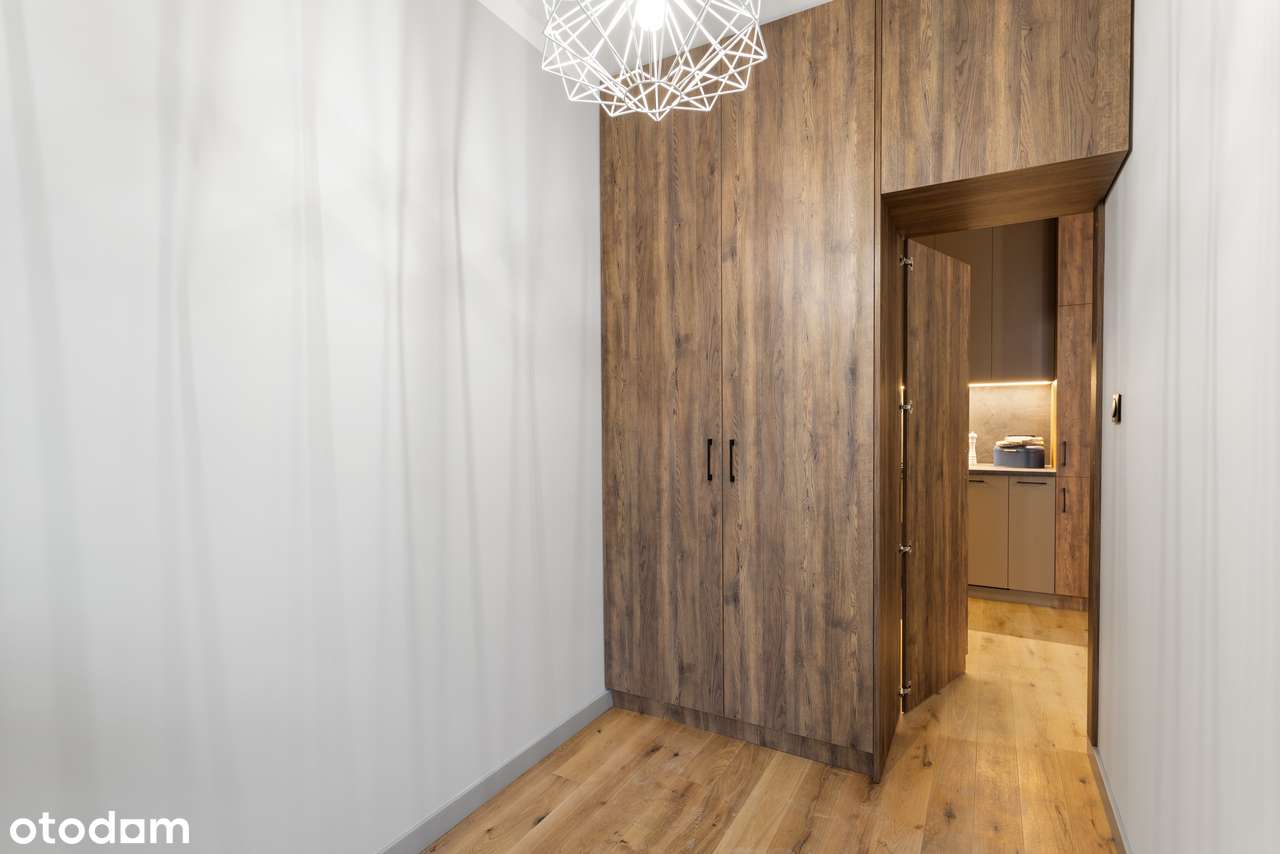 Kawalerka z wydzielony pokojem na Jeżycach-13