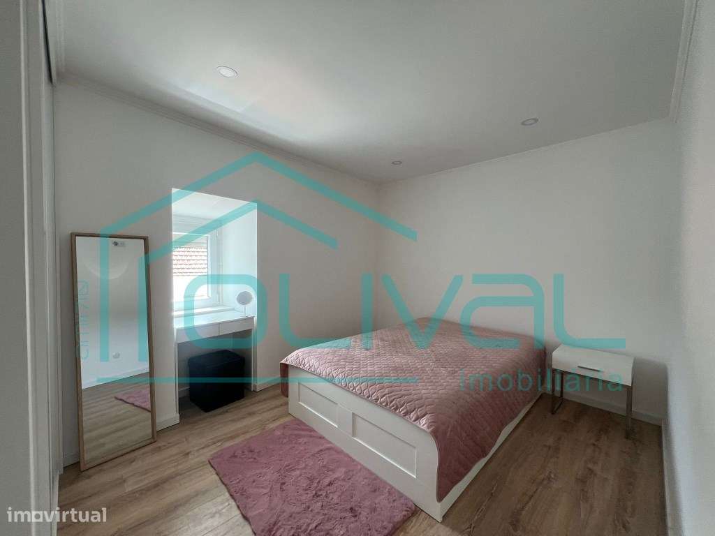 **Vivenda T2 Remodelada com Terraço em A-dos-Melros, Alverca do Rib...-11