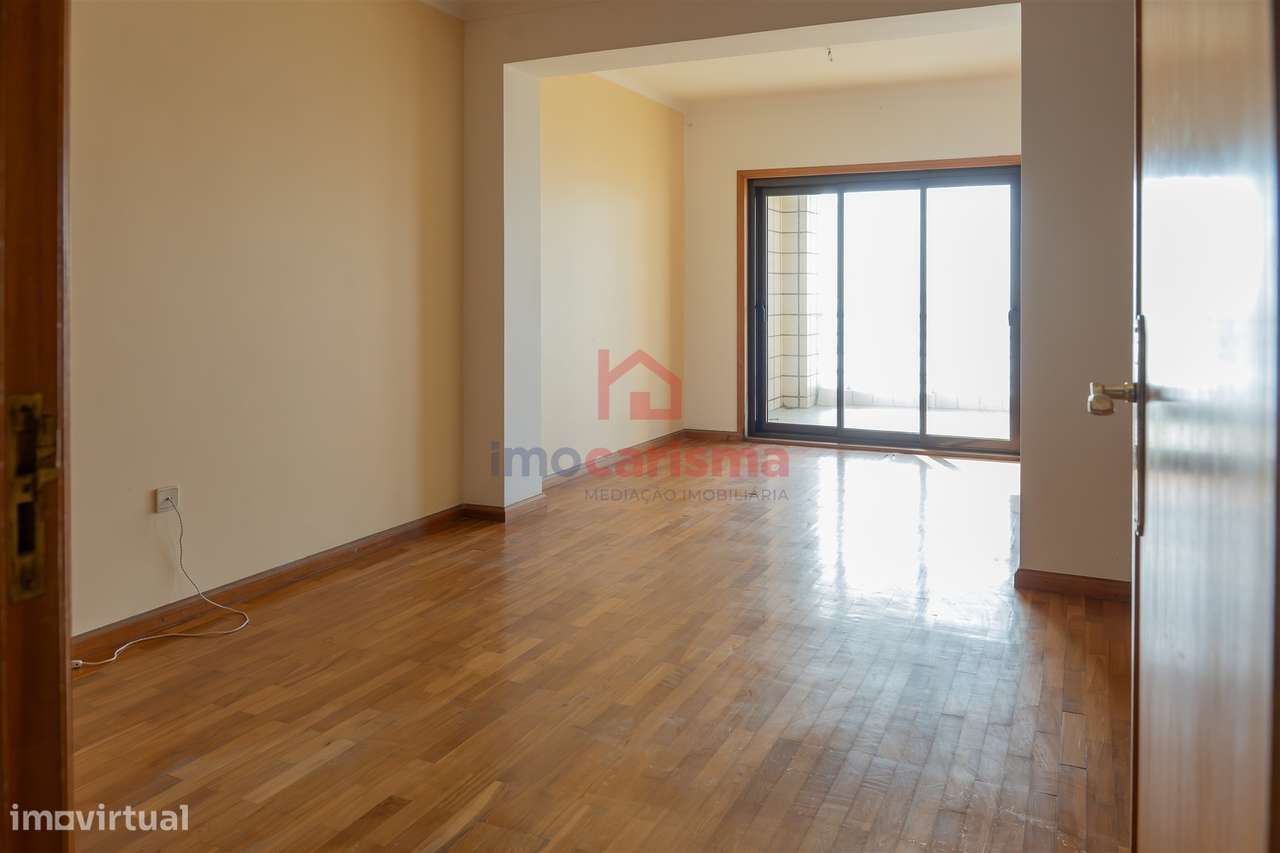 Apartamento T3+1 Duplex na 1.º Linha em Frente à Praia em Aver-o-Mar-6