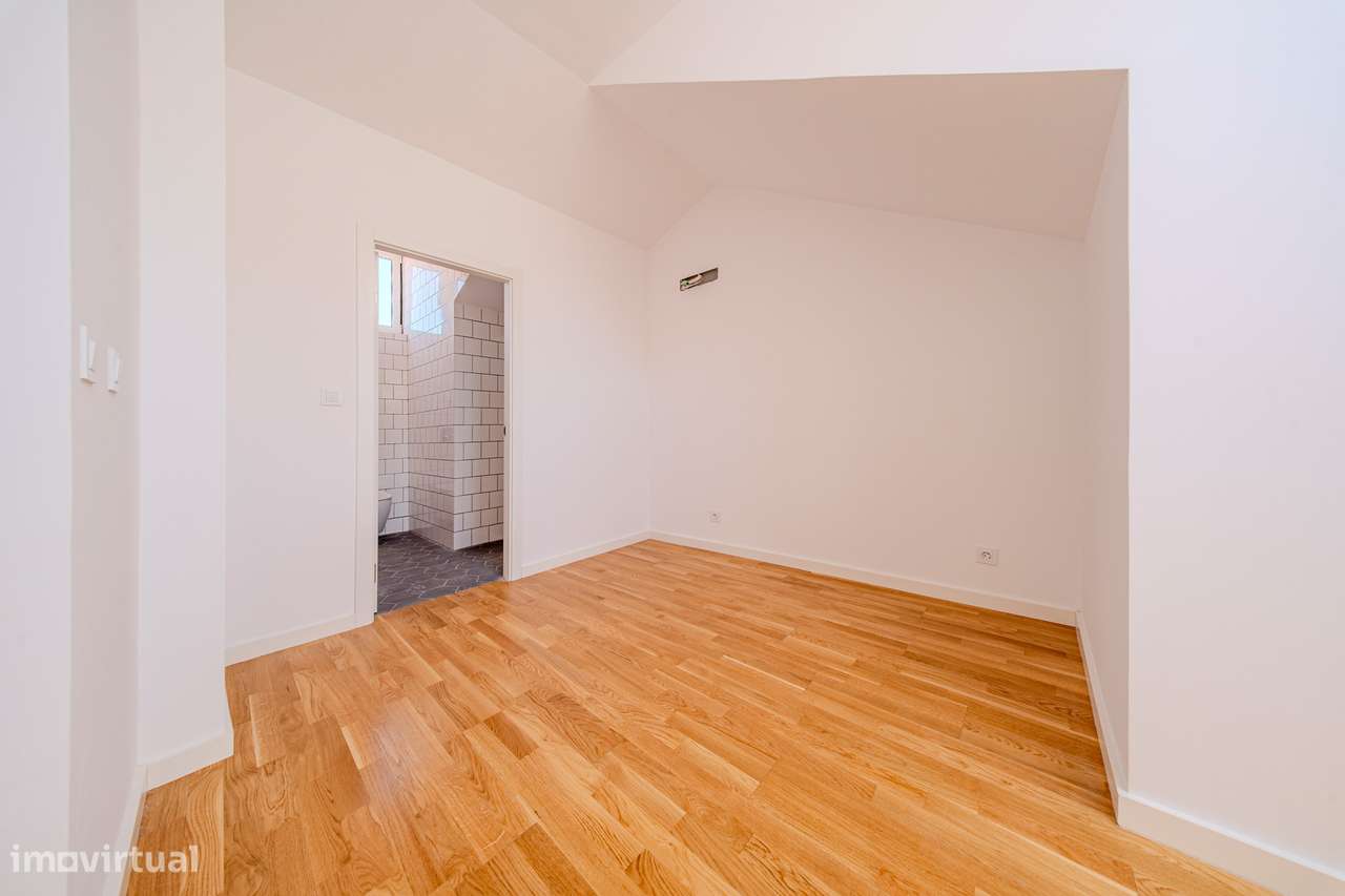 T2 Duplex com 2 suites nas Avenidas Novas | Novo e exclusivo-14