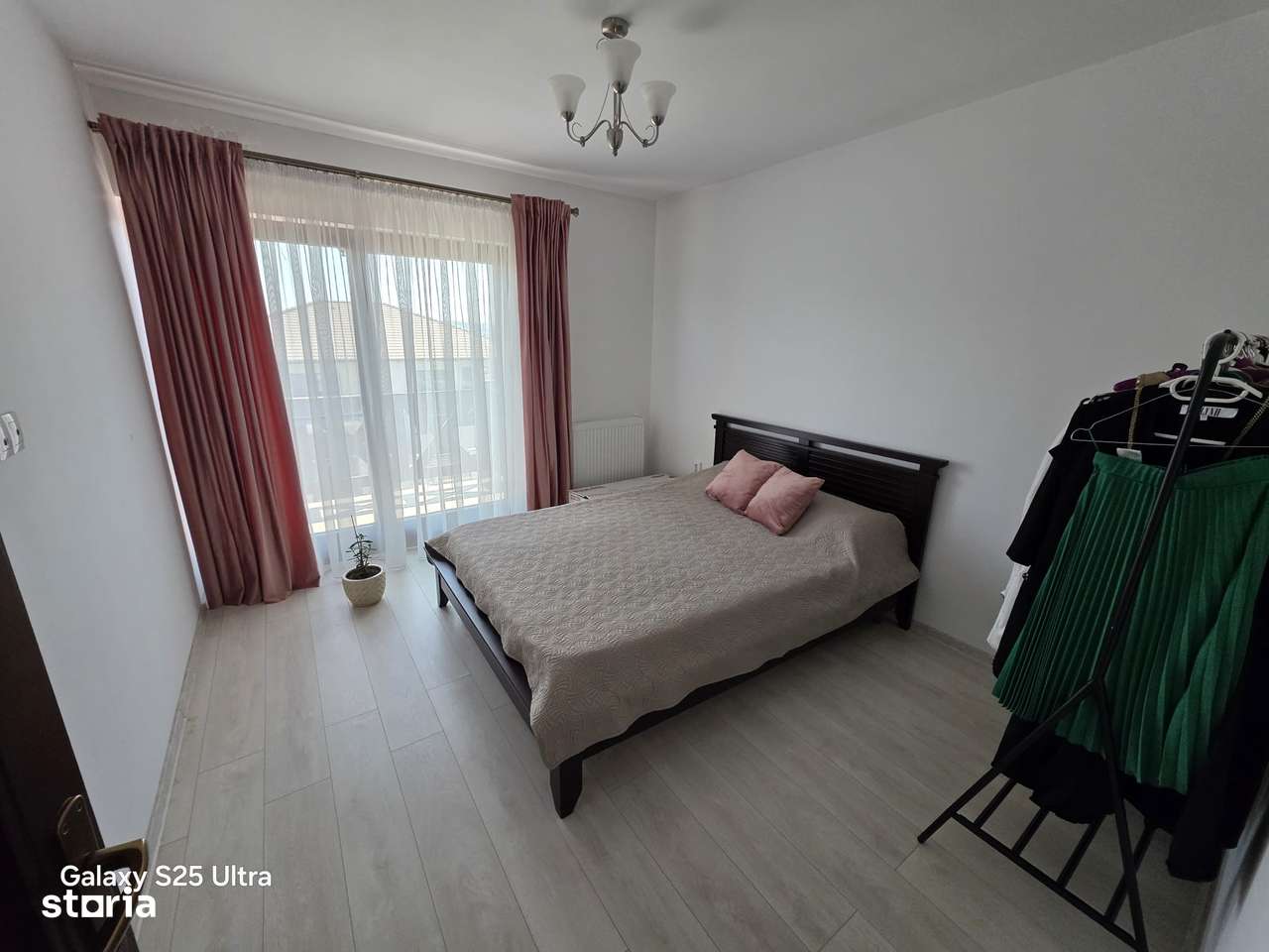 Casa de vanzare superba in Unirii, panorama, 6 arii teren , utilata - Imagine principală: 5/15