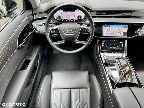 Audi A8 - 10