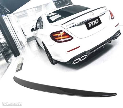 AILERON SPOILER TRASEIRO PARA MERCEDES CLASE E W213 16- PRETO BRILHANTE - 1