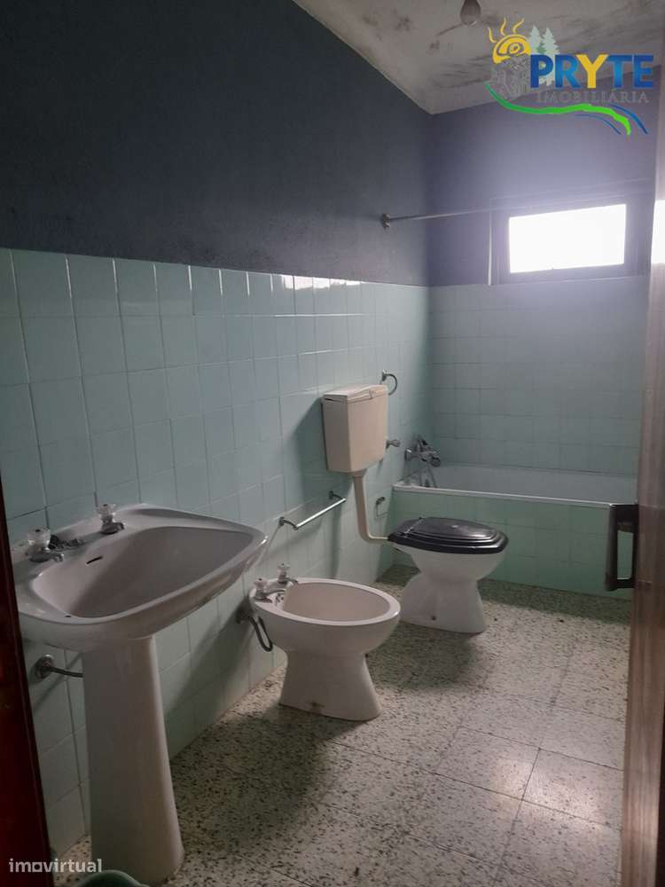 Moradia de tipologia T2 situada a 5 minutos da Vila da Sertã-15