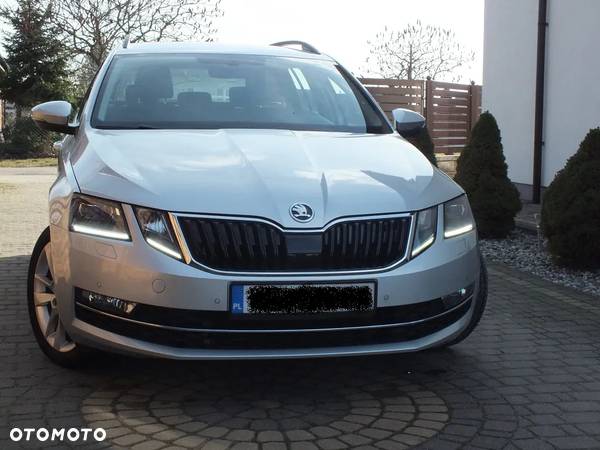 Skoda Octavia 2.0 TDI Style DSG - 2