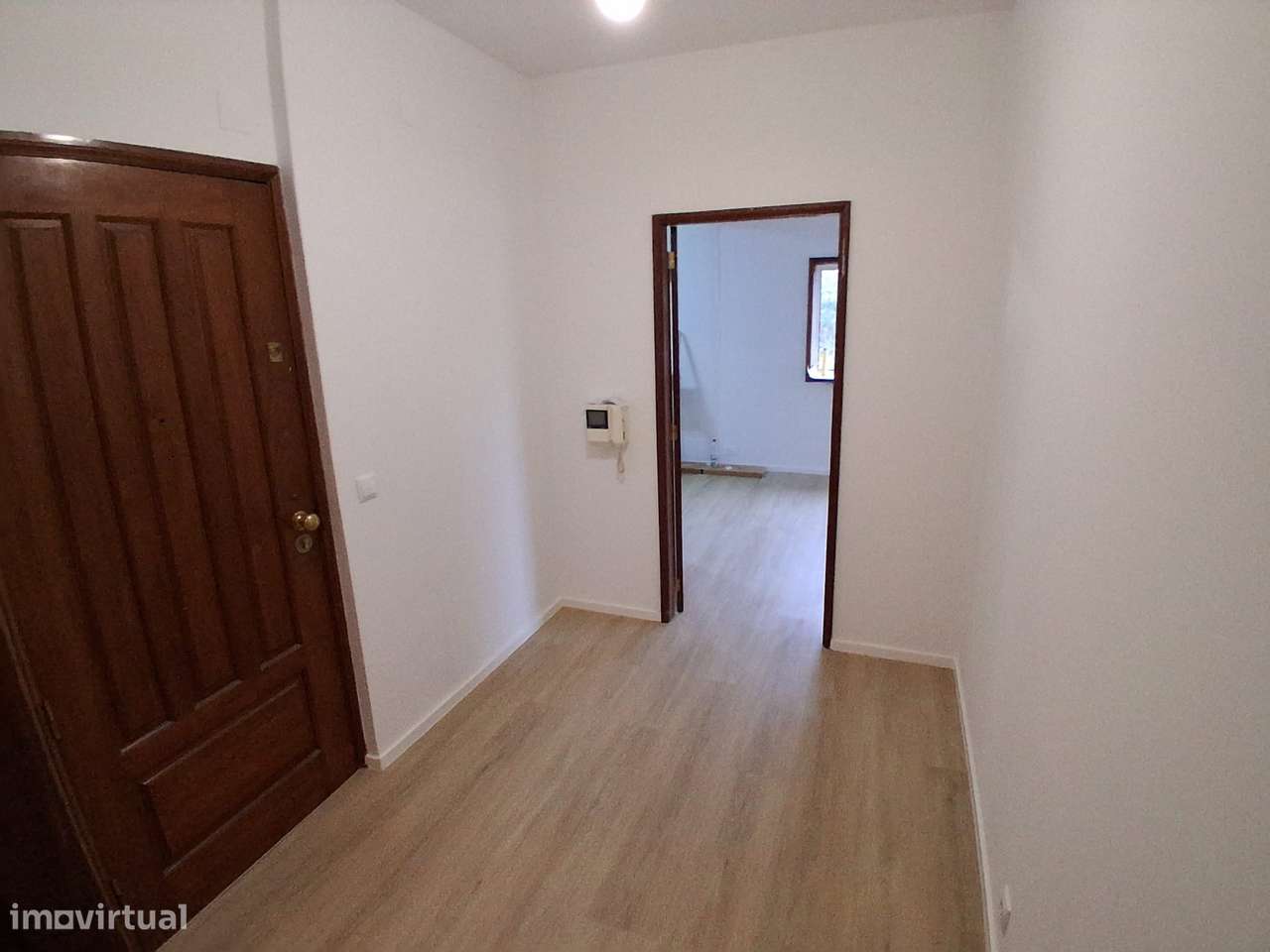 Apartamento T2 todo remodelado-6