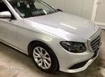 Mercedes-Benz E 220 d T 9G-TRONIC - 5