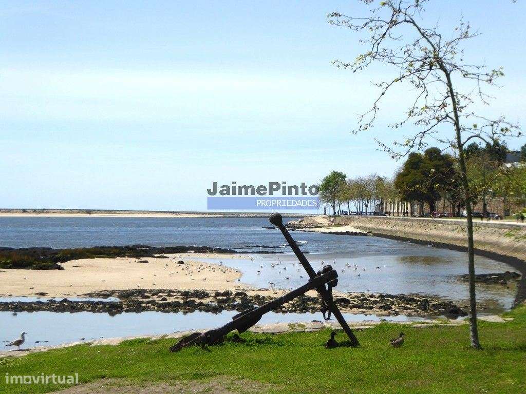 Apartamento de excelência T3 com varanda. Portugal, Nevogilde, Porto.-8
