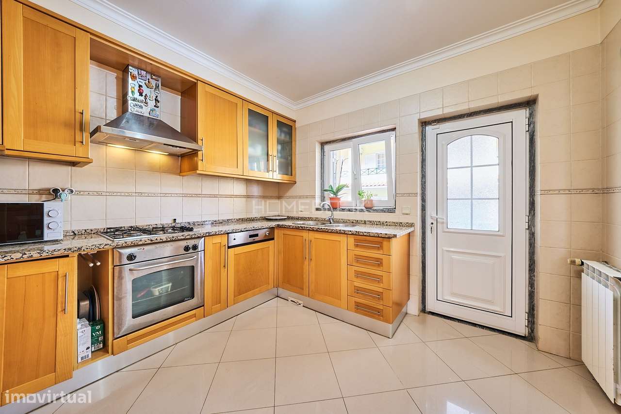 Moradia Geminada T3 em Lourel, Sintra - Grande imagem: 4/48