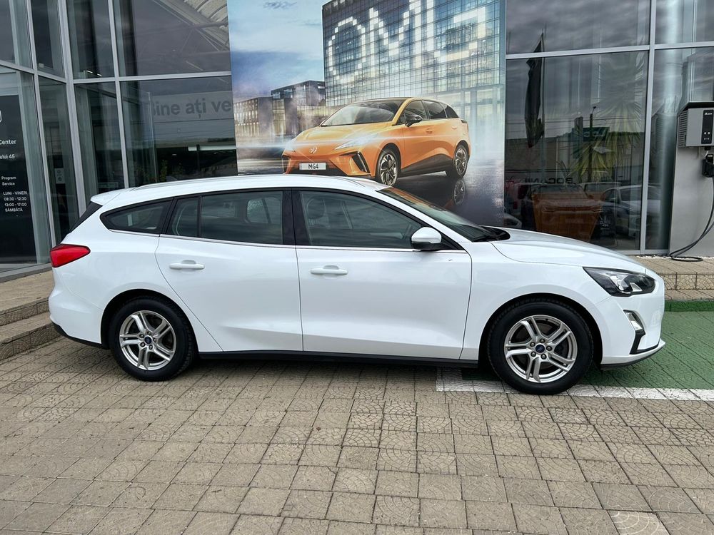 Ford Focus (3)
