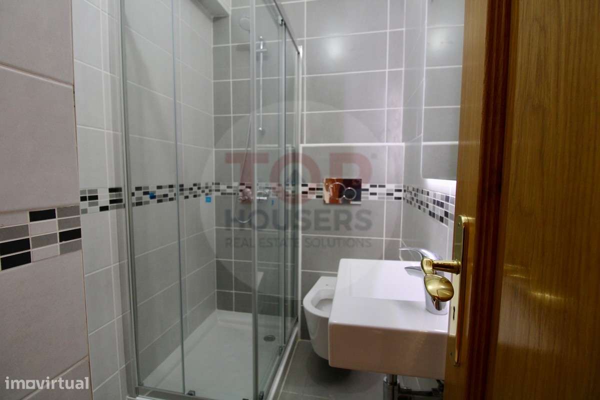 Apartamento T4+1 Triplex à Venda no Centro de Faro - Grande imagem: 3/36