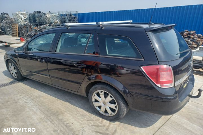 Radio cd 13255553 Opel Astra H  [din 2004 pana  2007] wagon 1.7 CDTI MT  (101 hp) - 10