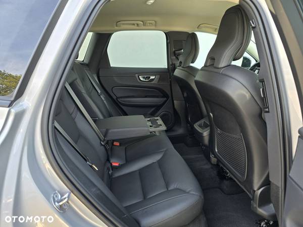 Volvo XC 60 - 6