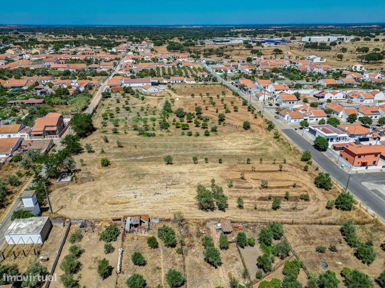 Quinta com potencial de construção de 57 fogos, a 30km da Costa Vicent - Grande imagem: 4/52
