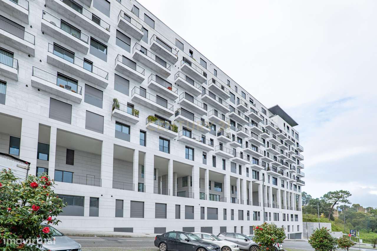 Apartamento T2 praticamente novo , nas Antas, Porto - Grande imagem: 2/42