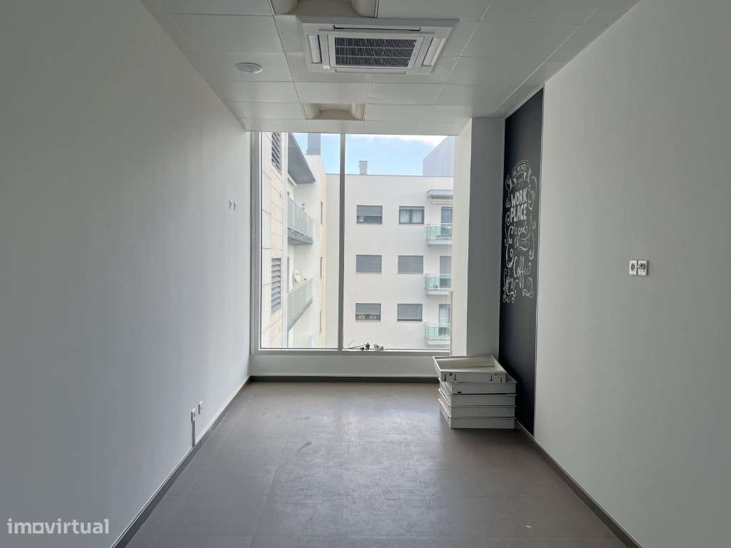 Escritório com 91 m2 nas Colinas de Cruzeiro em Odivelas - Grande imagem: 5/11