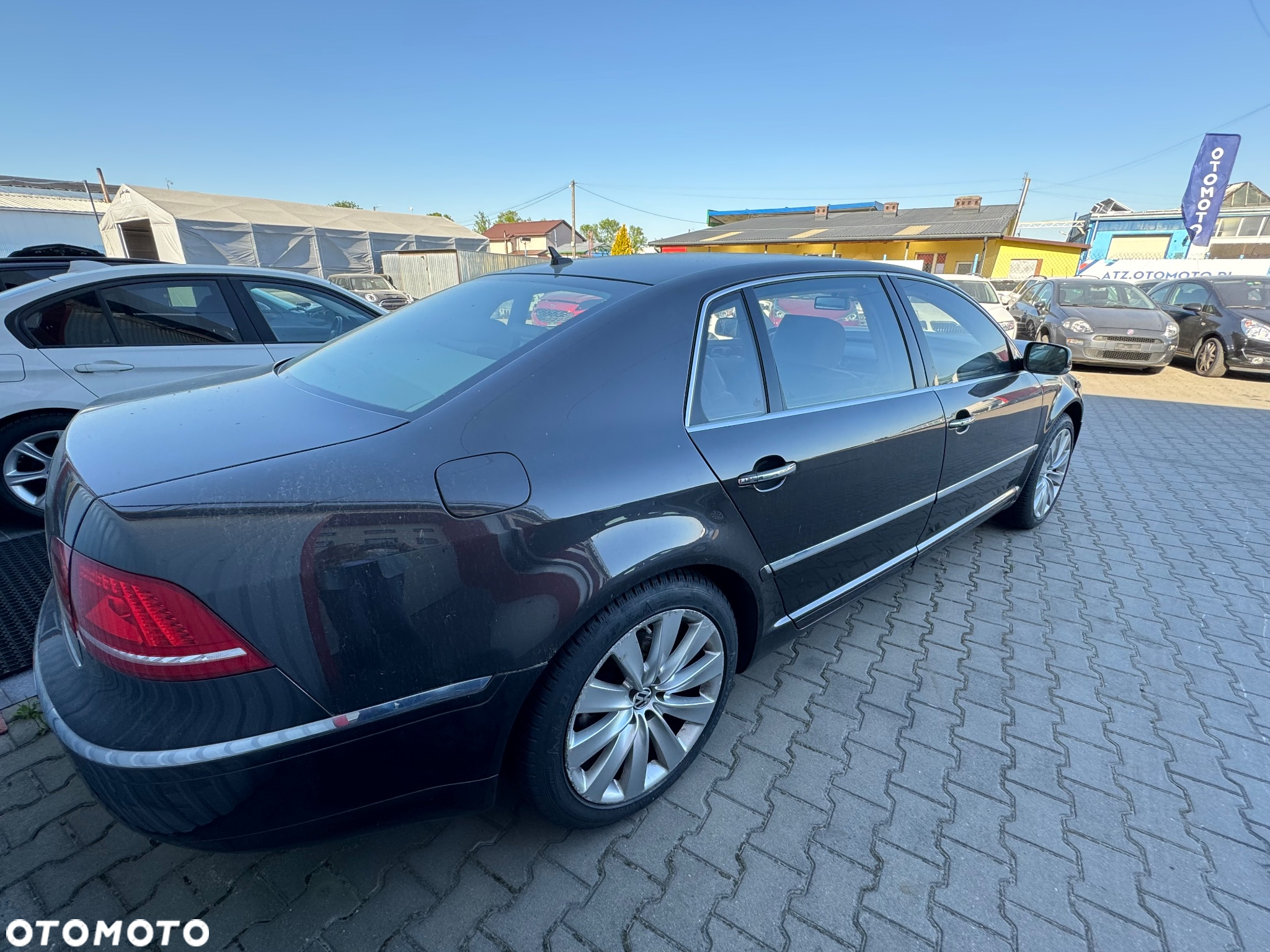 Volkswagen Phaeton - 3