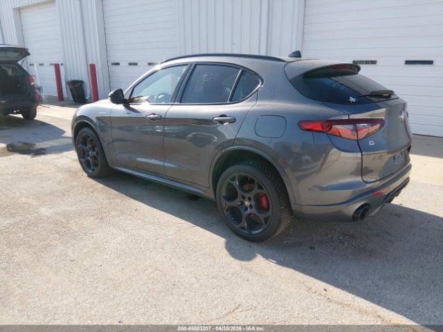 Alfa Romeo Stelvio 2.0 Turbo Veloce TI Q4 2022