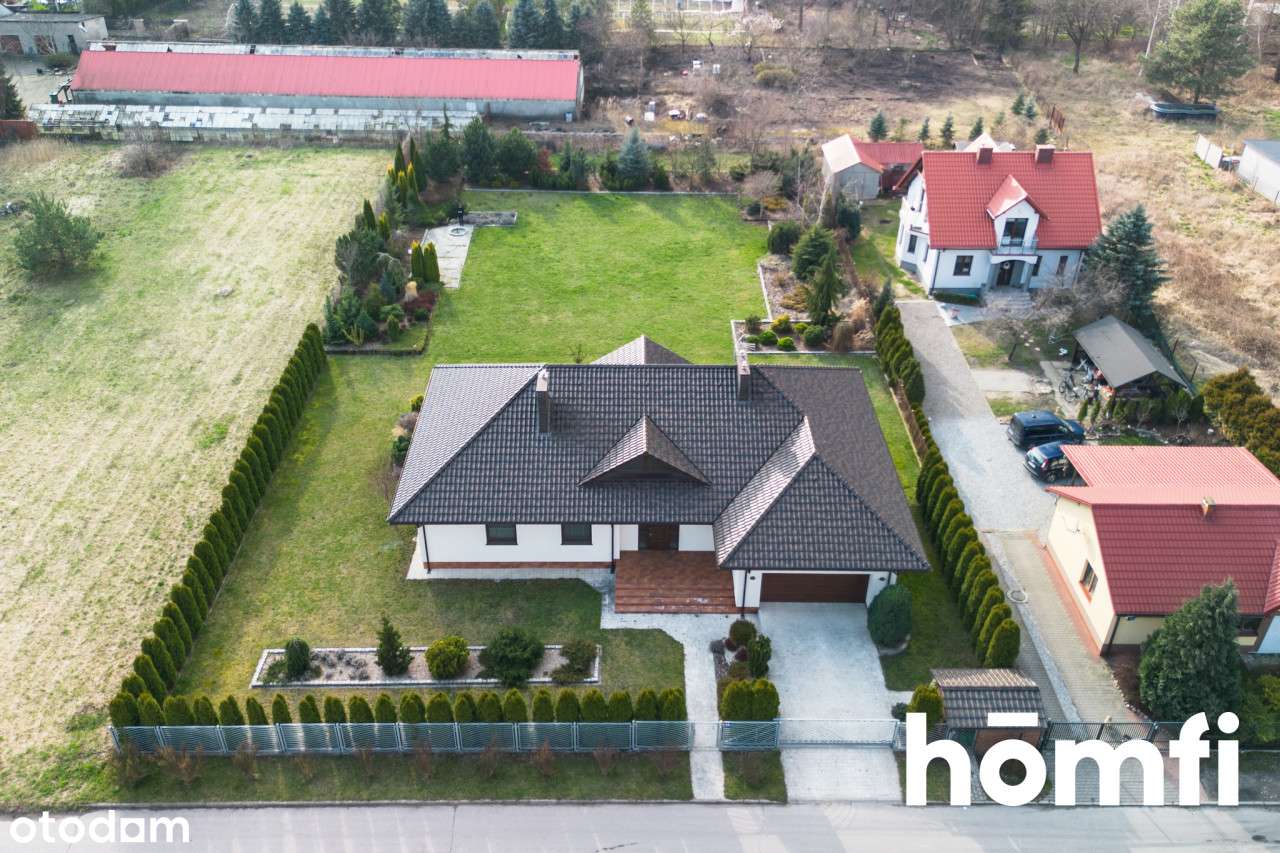 Nowoczesny dom z garażem i rozległym terenem rekreacyjnym - w mieście - Pełny obrazek: 5/20