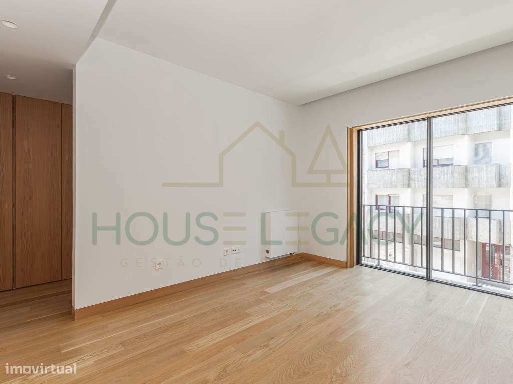 Apartamento T2 na Baixa - Rua de Camões-21