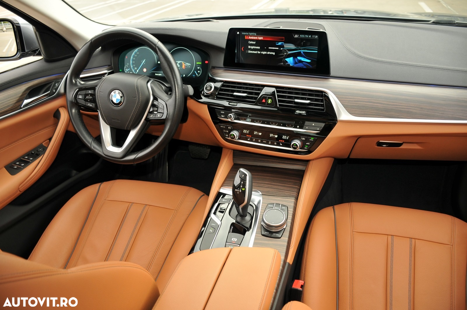 BMW Seria 5 530e Aut. Luxury Line - 4