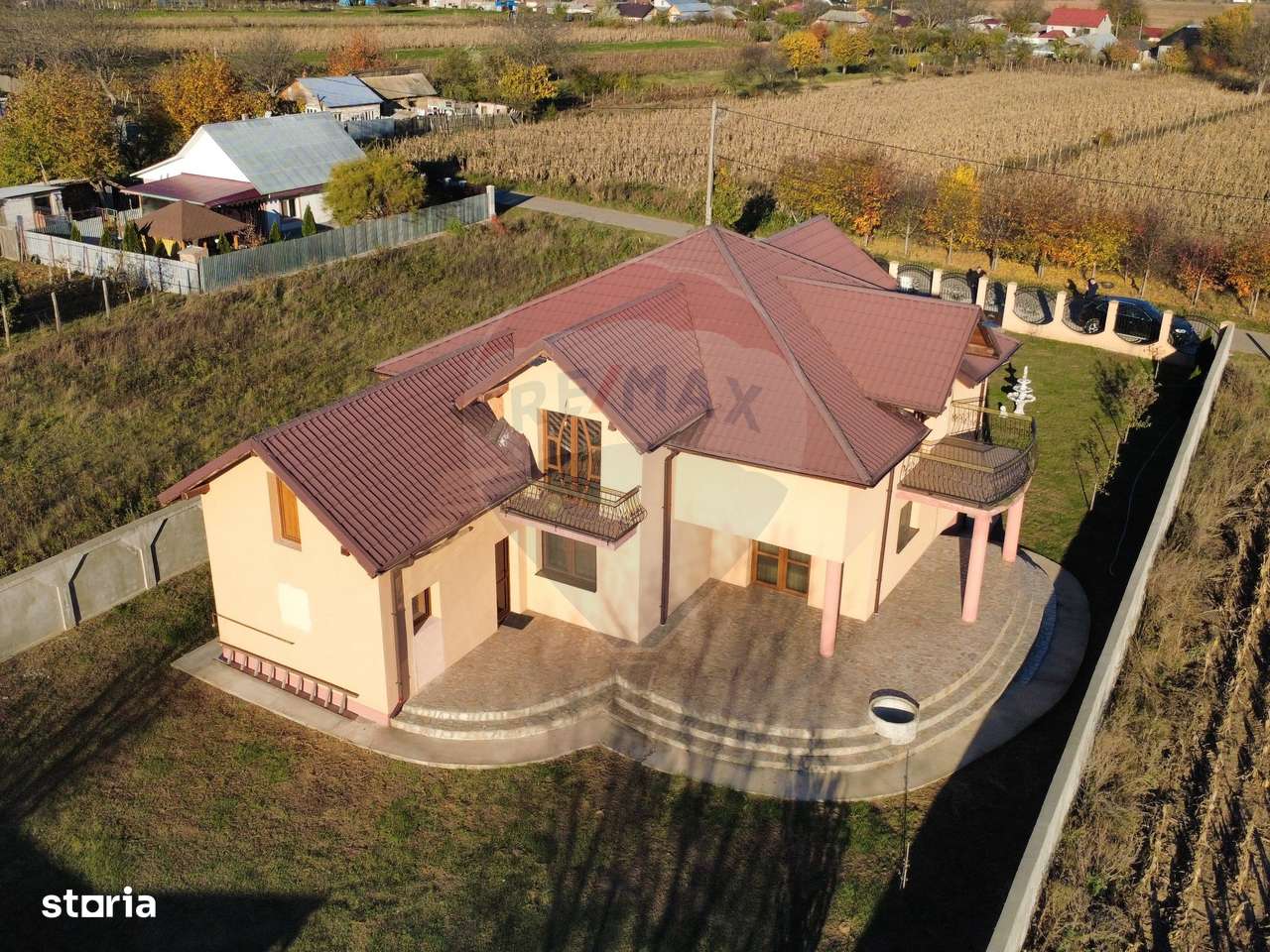 Casă / Vilă de vânzare cu 5 camere – Cartierul Nou, Sascut-0