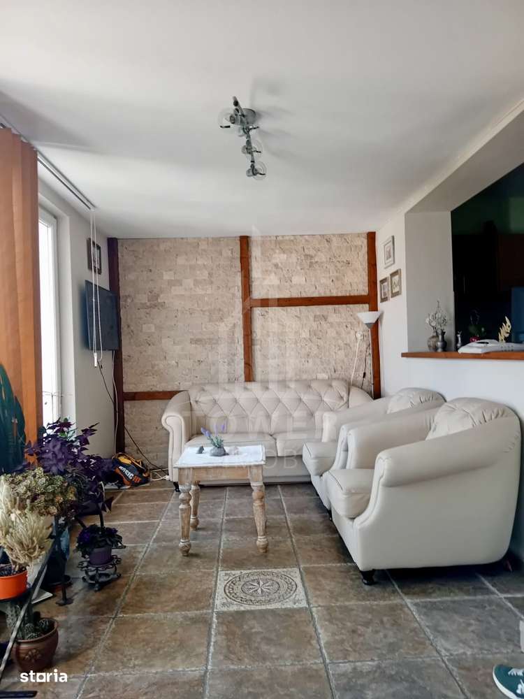 Casă la Cheie cu Garaj  • Gușterița,  Sibiu - Imagine principală: 3/11