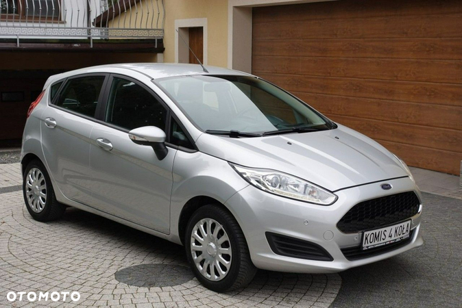 Ford Fiesta - 2