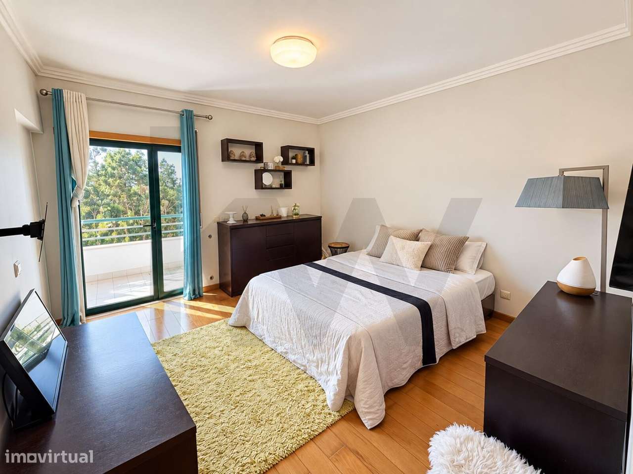 Apartamento Duplex T3+3 em Belas | Amplo, Luminoso e com Vista Desafog-12