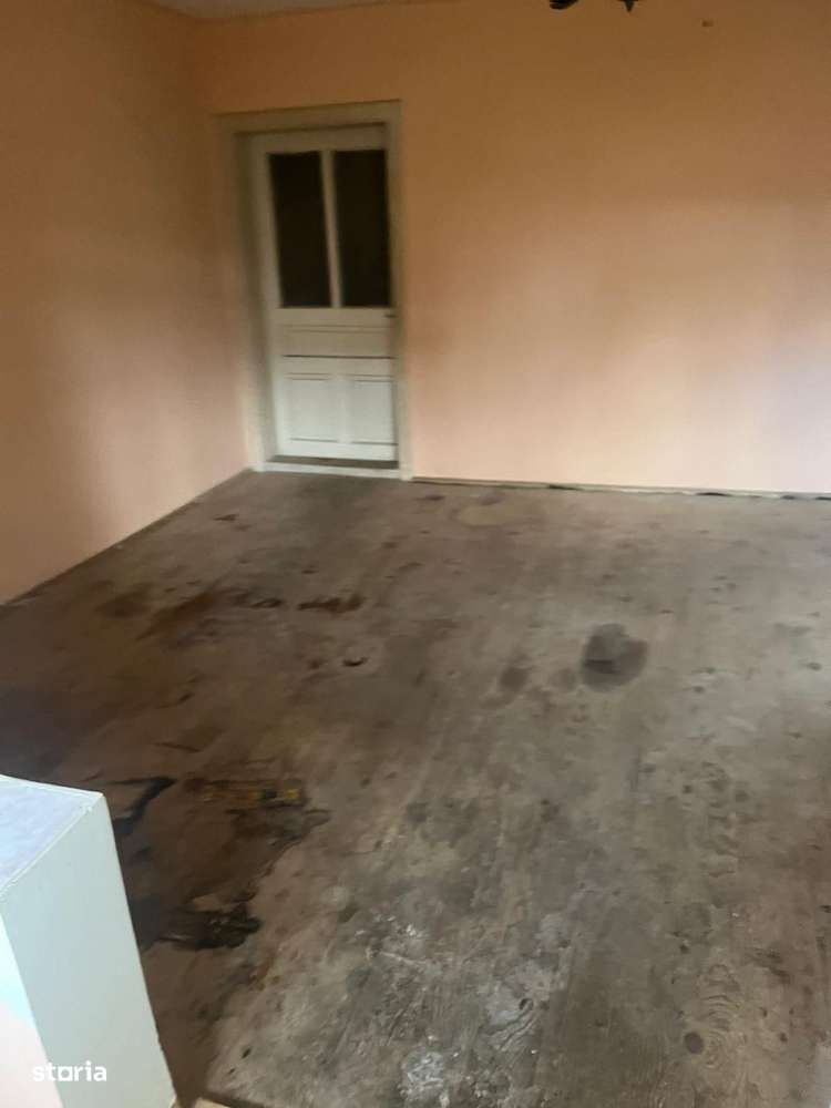 Casă complet renovată, pentru locuință sau pensiune turistică!-15