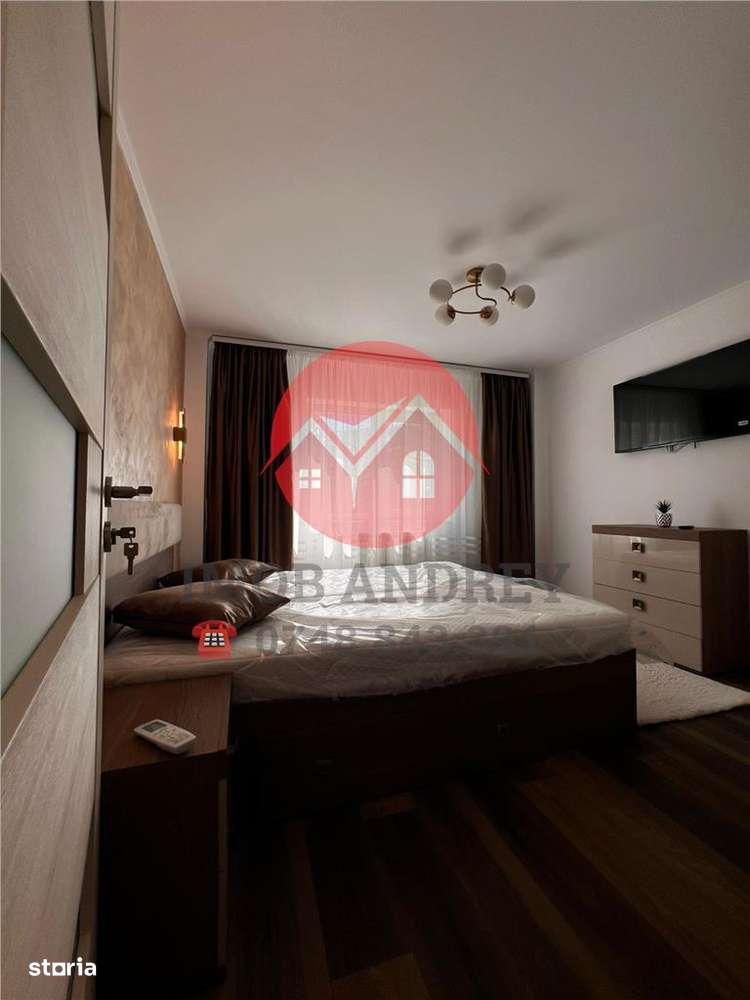 Apartament 3 camere Central – Prima inchiriere, renovat complet - Imagine principală: 2/12