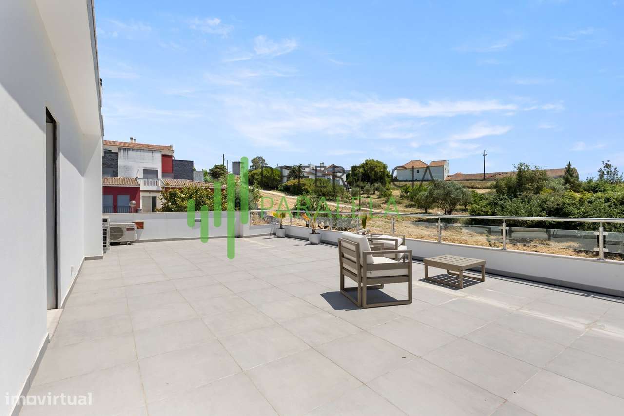 Moradia T4 de Quatro Frentes com Piscina | Vermelha, Cadaval – Dist...-19