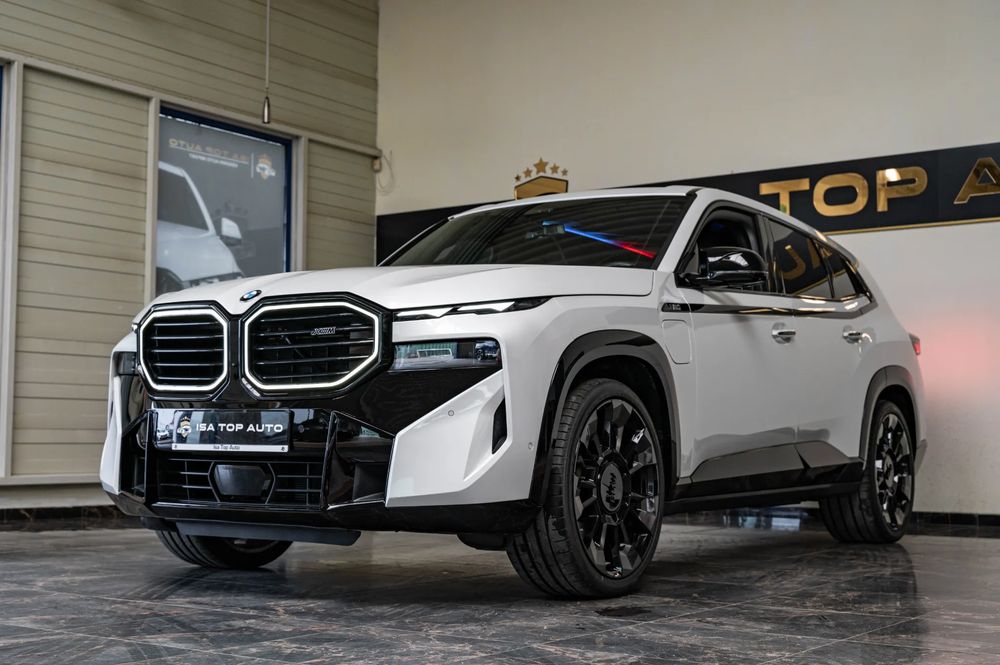 BMW XM 50e 2024