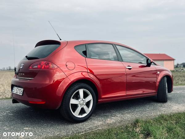 Seat Leon 2.0 TDI Stylance DSG - 5