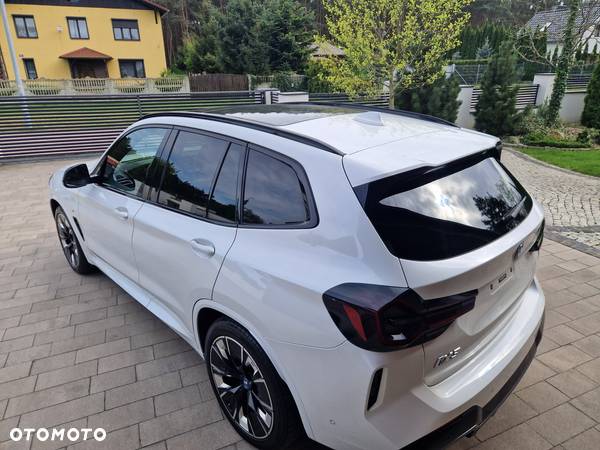 BMW iX3 Impressive - 3