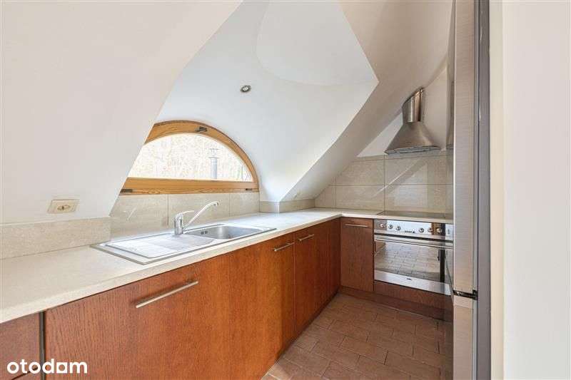 3-pokojowe poddaszowe mieszkanie w Sopocie 2 piętrze-6