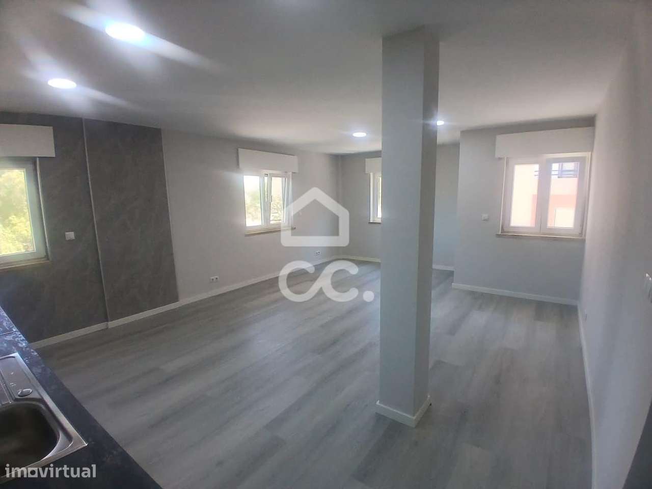 APARTAMENTO T2 PARA VENDA EM CORROIOS-14