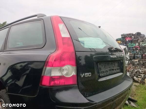 VOLVO V50 2004 SZYBA KAROSERYJNA LEWA TYŁ - 1