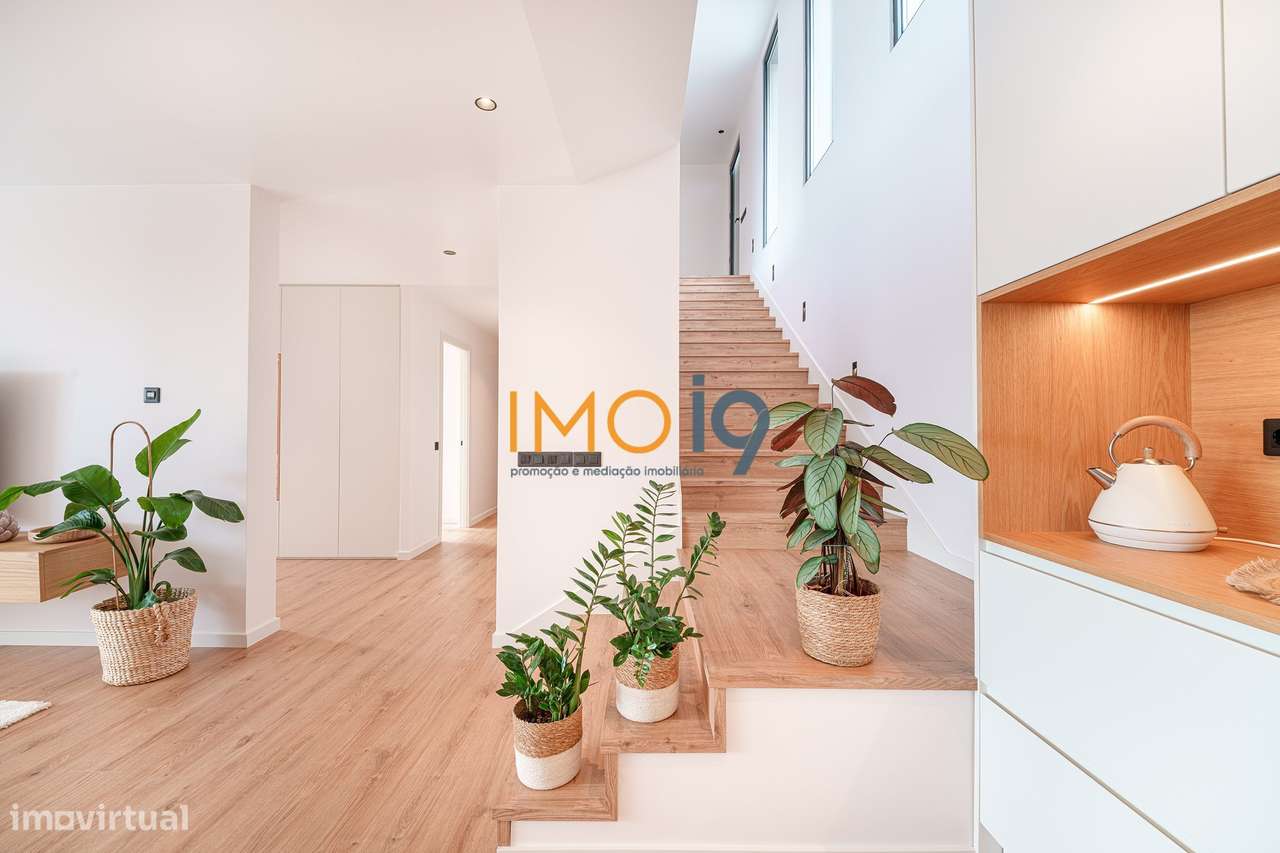 Moradia T4 com Vista Panorâmica em Fátima-19