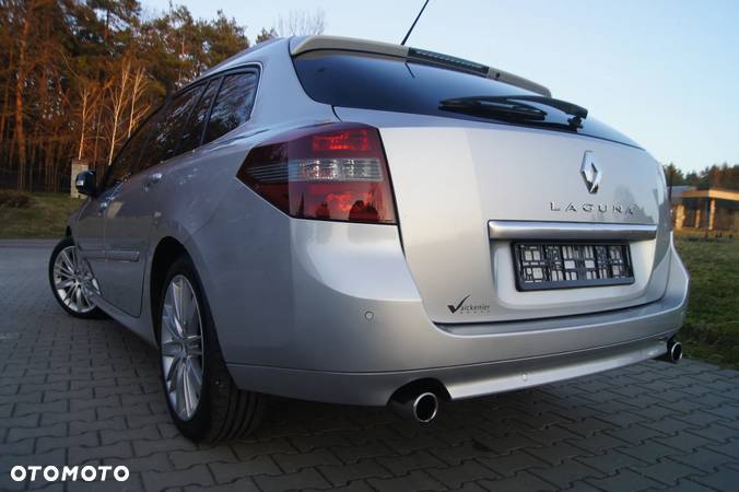 Renault Laguna 2.0 dCi FAP GT - 14