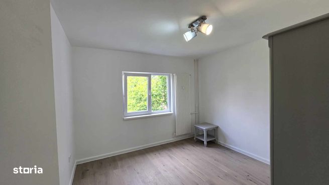 Apartament 3 cam.tip PB de vanzare, str. Menumorut/Decebal-13
