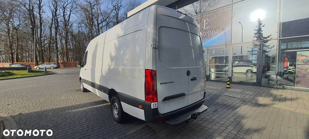 Mercedes-Benz sprinter - 4