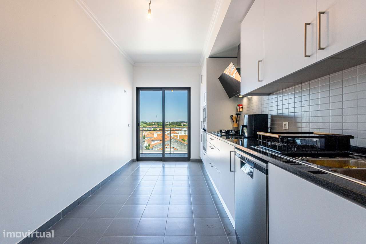 Apartamento T3 de Excelência no Centro do Cartaxo-9